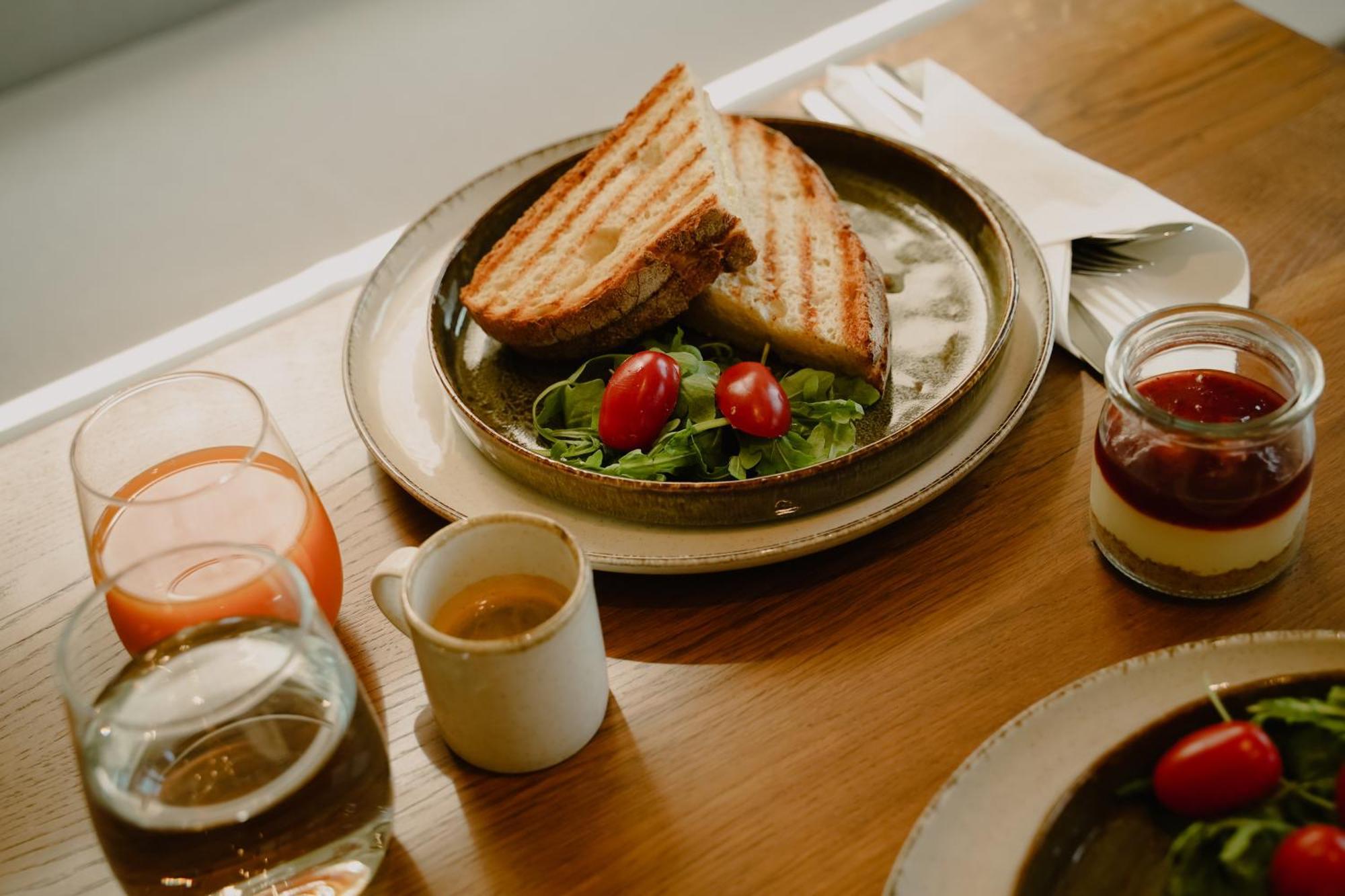 Mones Bed & Breakfast Kastrákion Eksteriør bilde